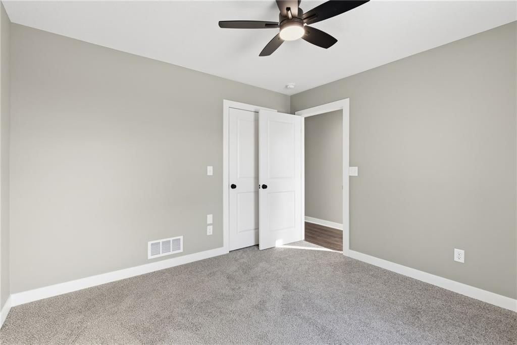 105 W Arctic Street — photo 26