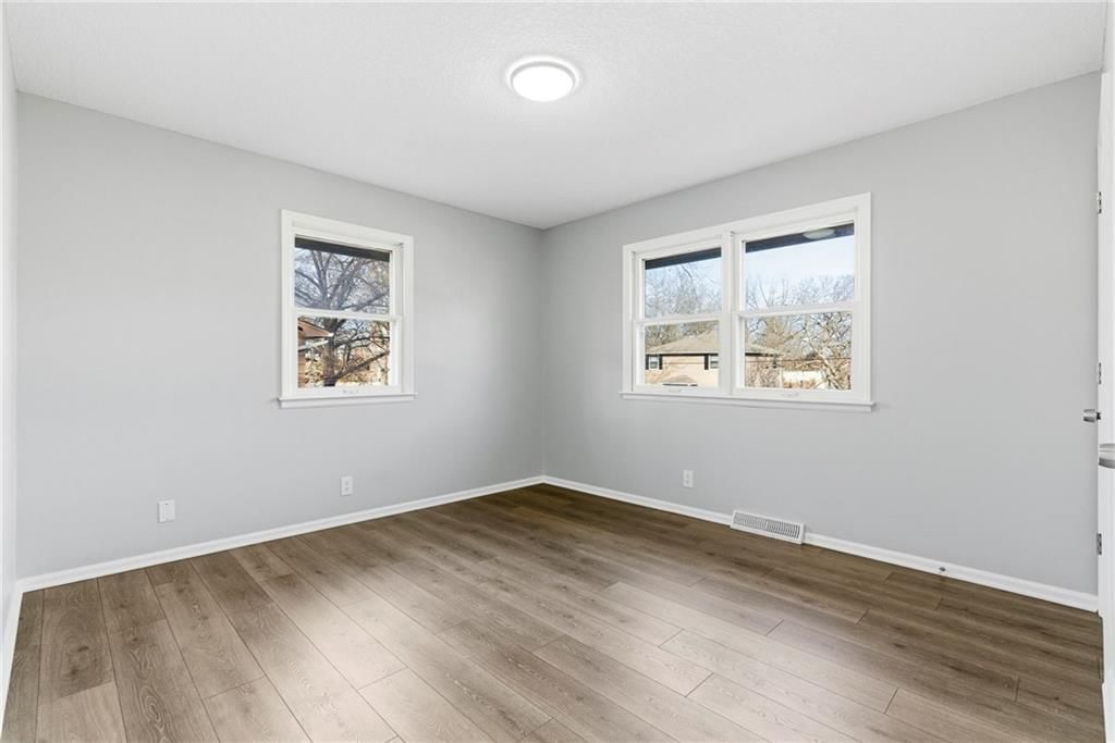 914 Madison Street — photo 16