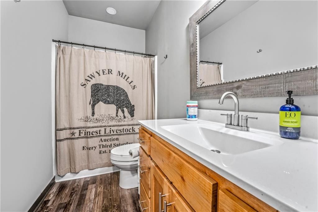 503 E 3rd Street — photo 12