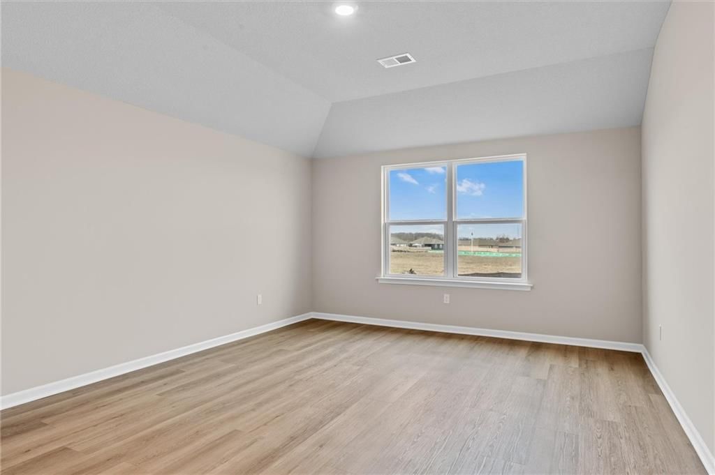 20288 W 194th Terrace — photo 4