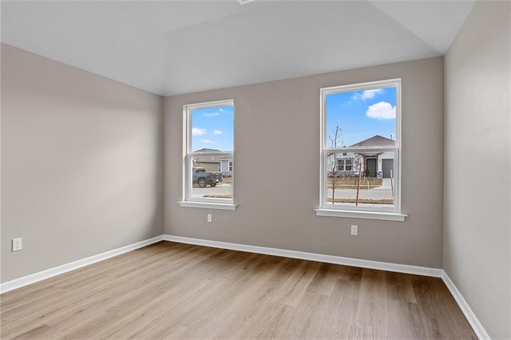 20288 W 194th Terrace — photo 9