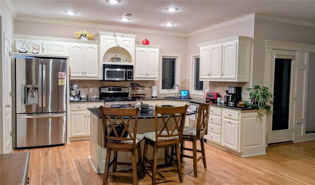 1575 Oakwood Lane — photo 4