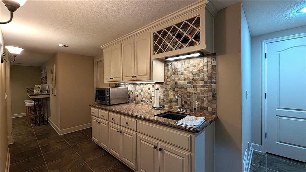 1575 Oakwood Lane — photo 22