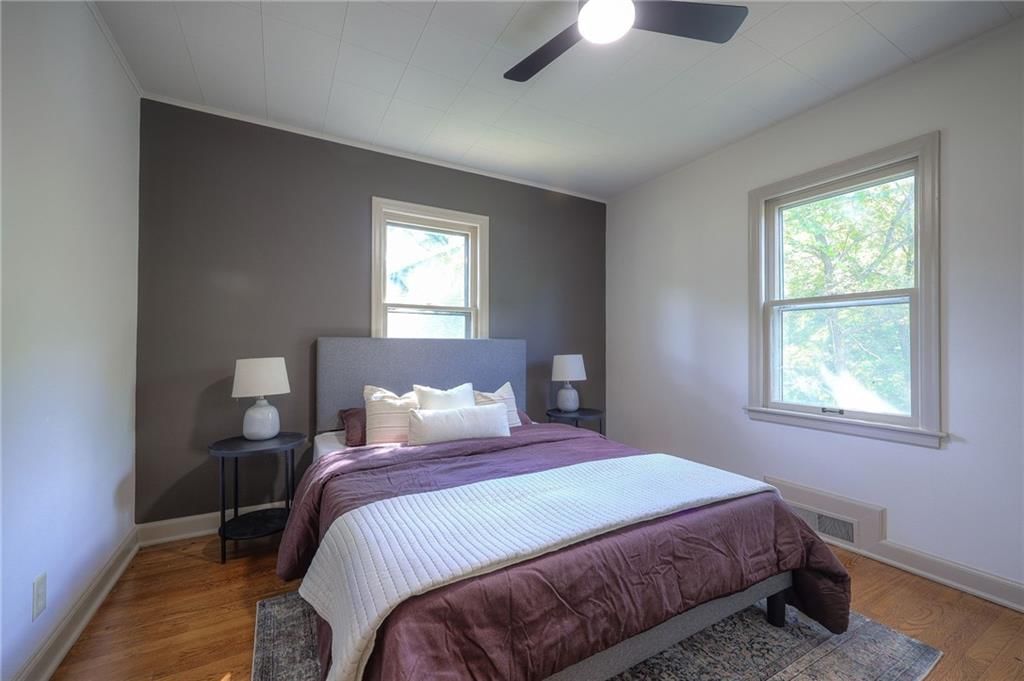 Photo 5 of 20 - 2918 N 51st Street