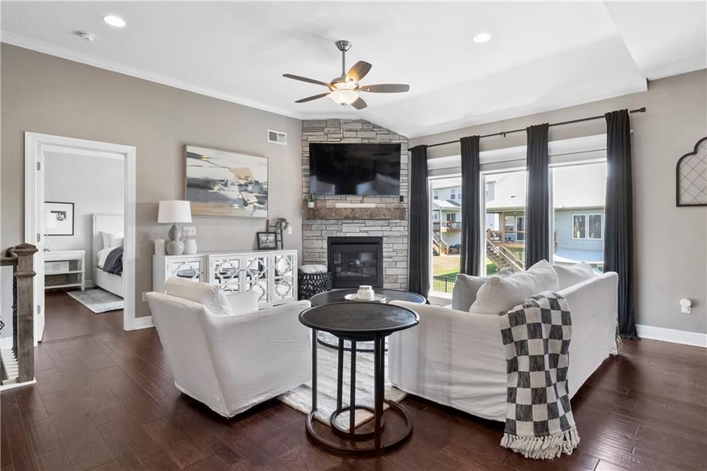 7445 NW Forest Lakes Drive — photo 10
