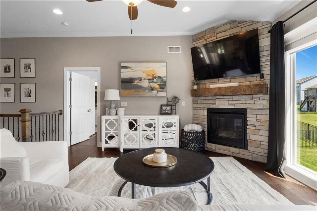 7445 NW Forest Lakes Drive — photo 12