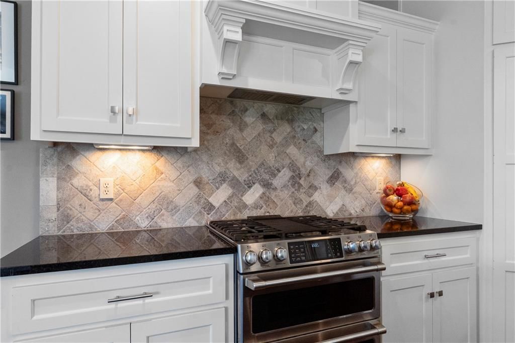 7445 NW Forest Lakes Drive — photo 18