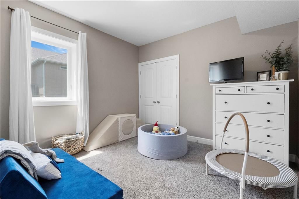 7445 NW Forest Lakes Drive — photo 37