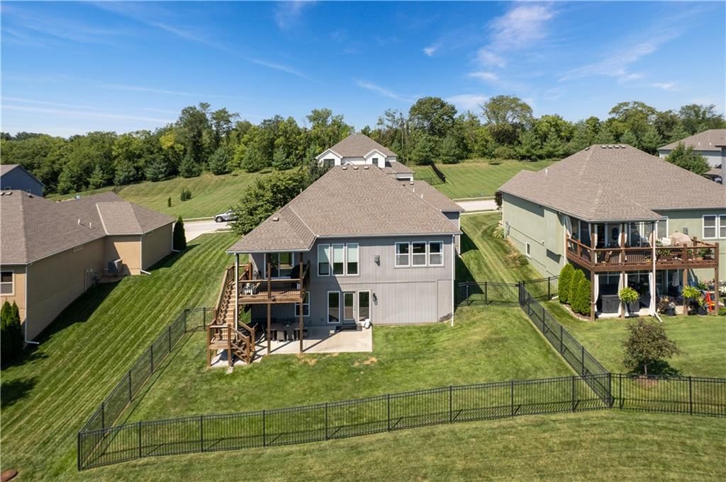 7445 NW Forest Lakes Drive — photo 44