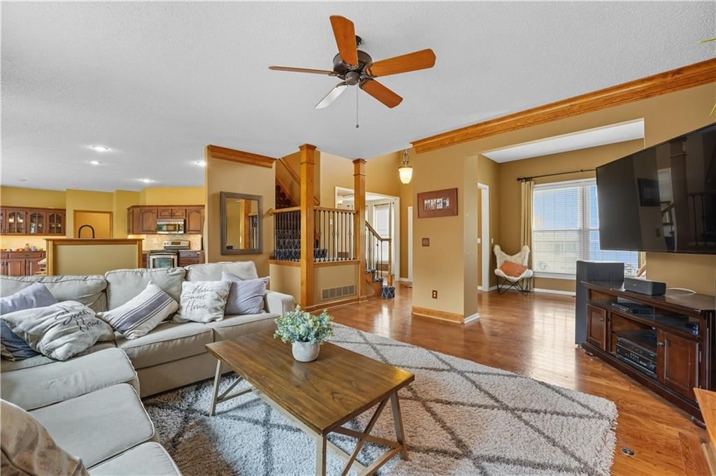 14611 S Acuff Lane — photo 7