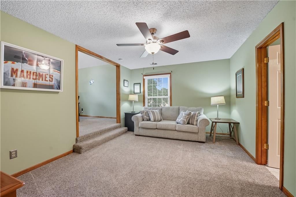 14611 S Acuff Lane — photo 38