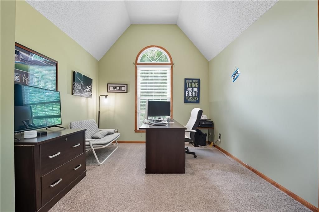 14611 S Acuff Lane — photo 39