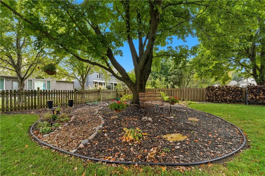 14611 S Acuff Lane — photo 52