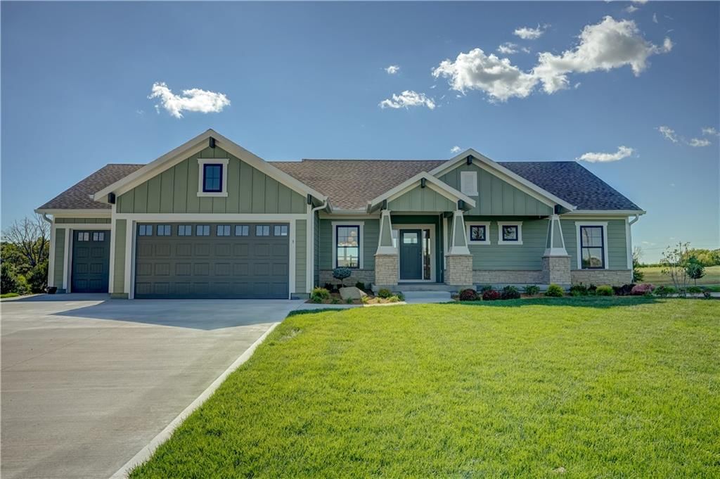 3 Red Fox Circle, Lake Winnebago, MO