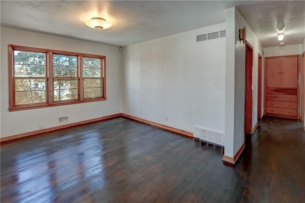 1217 Hardesty Avenue — photo 20