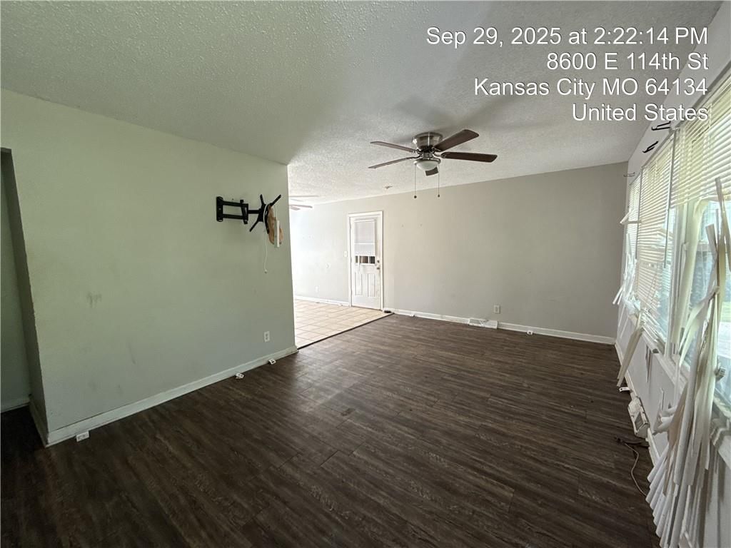 8605 E 114th Street — photo 2