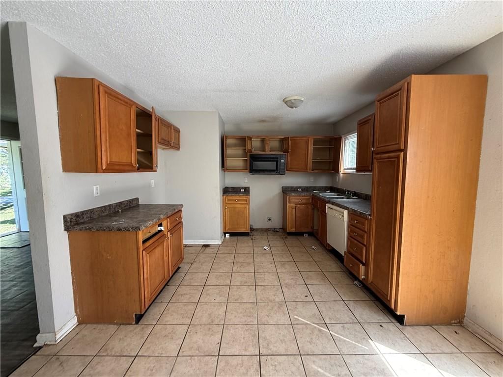 8605 E 114th Street — photo 3