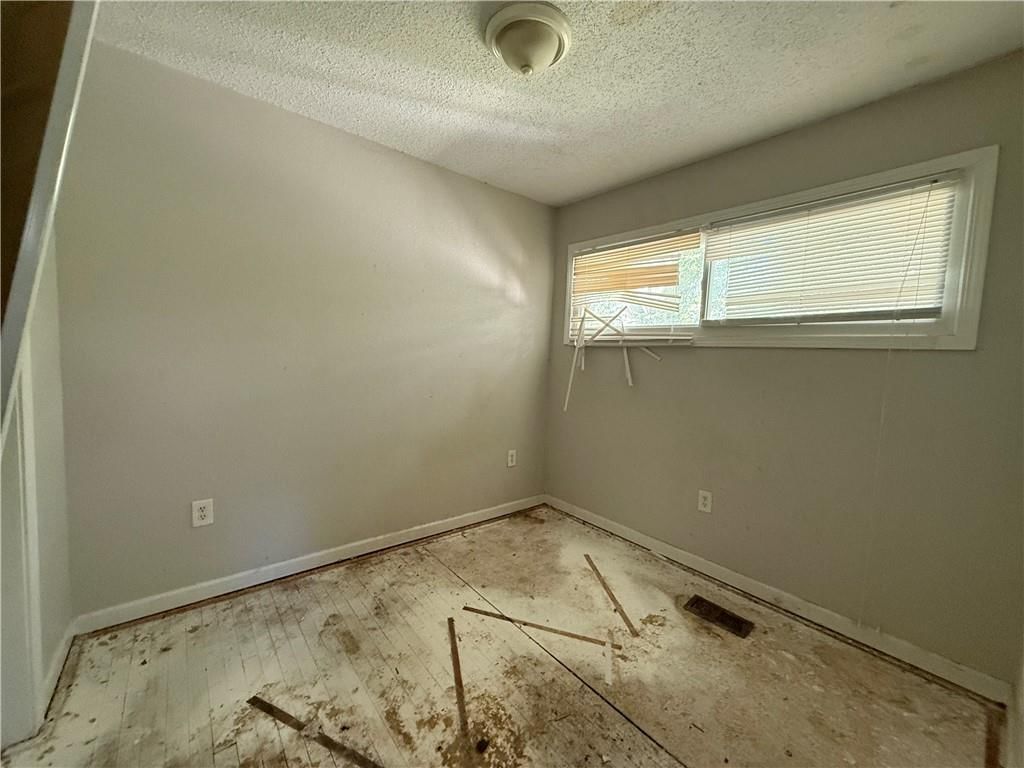 8605 E 114th Street — photo 7