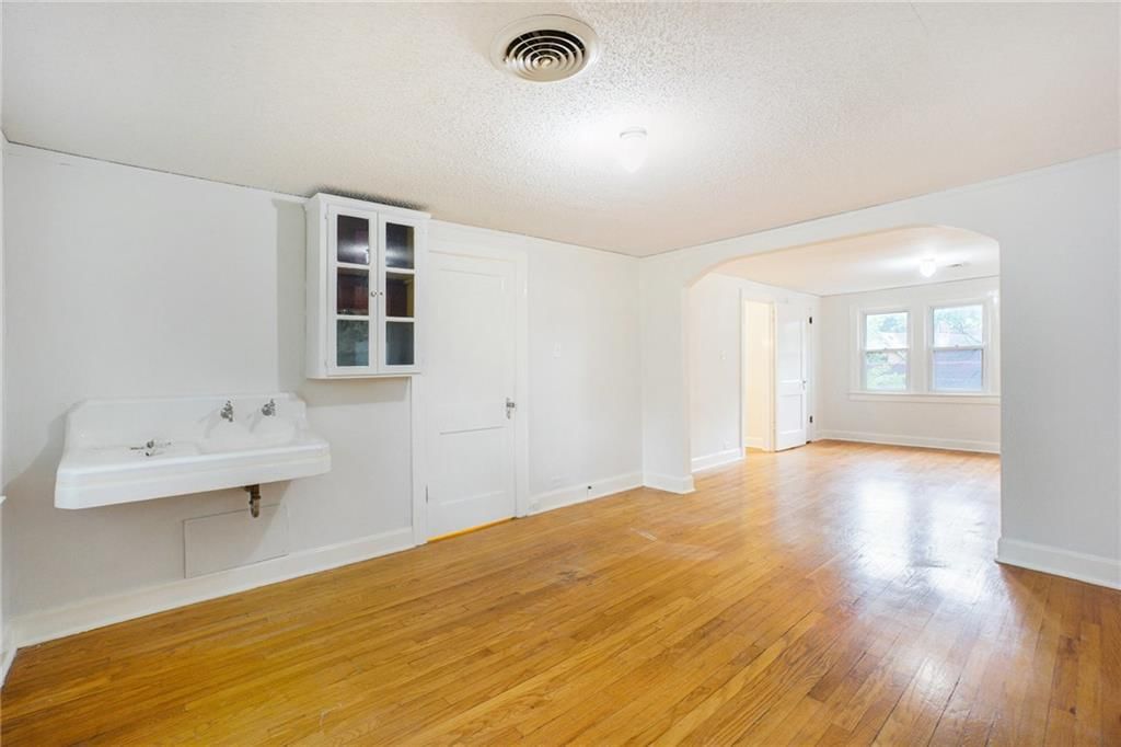 4950 E Blue Ridge Boulevard — photo 31