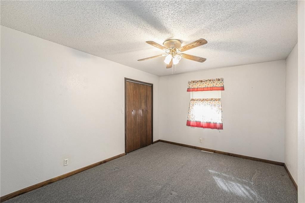 3436 NE Old 13 Highway — photo 18