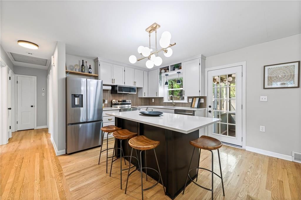 6108 W 62ND Terrace — photo 8