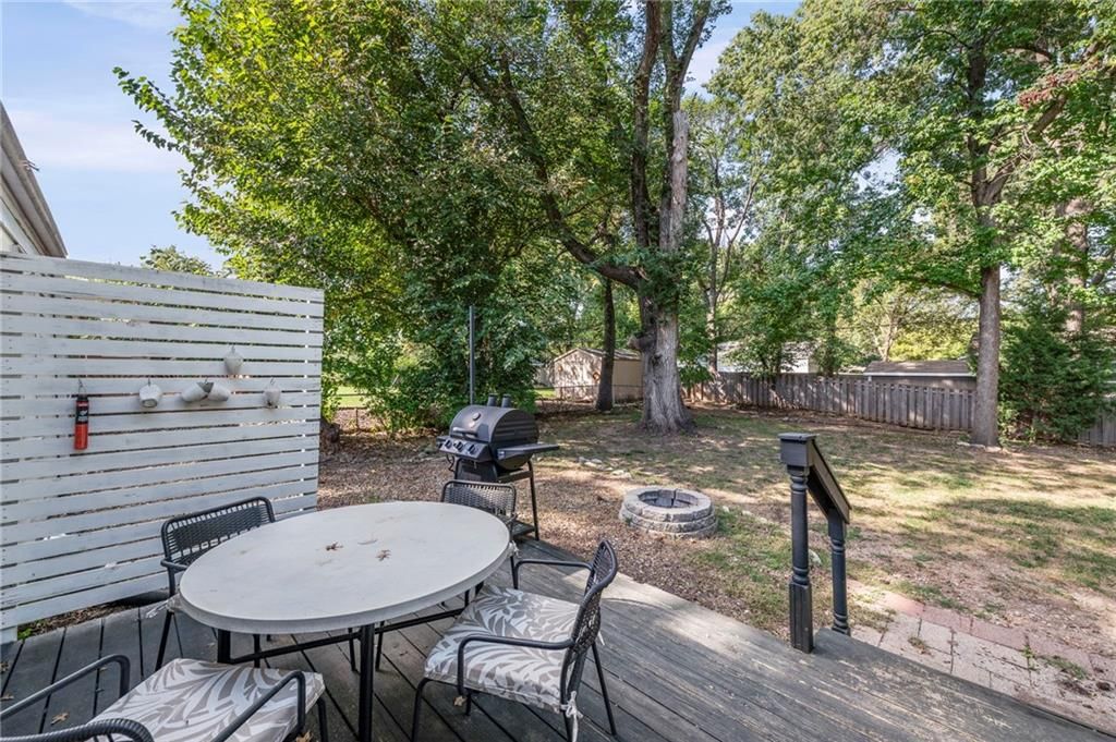 6108 W 62ND Terrace — photo 27