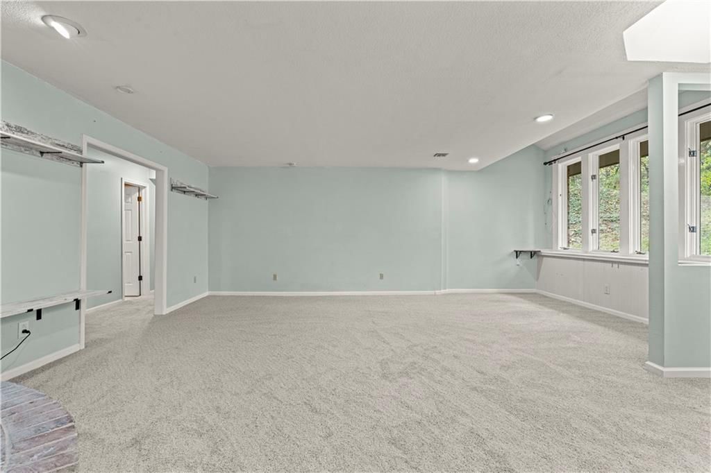 5880 CLARE Road — photo 6