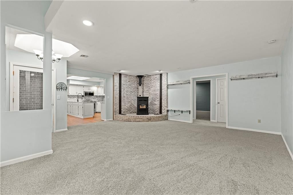 5880 CLARE Road — photo 8