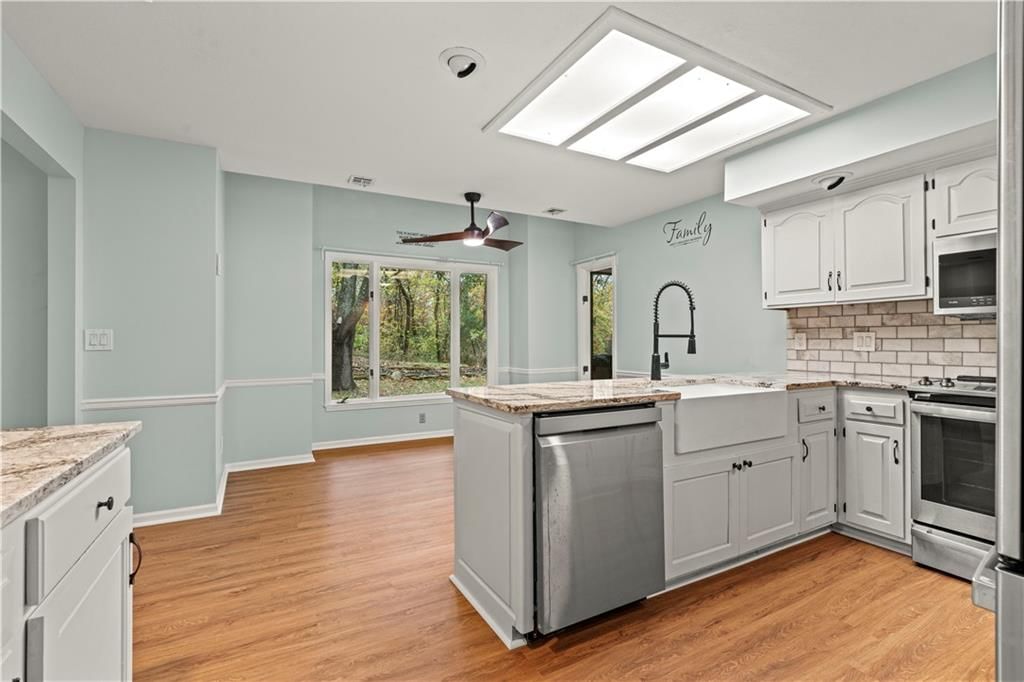 5880 CLARE Road — photo 11