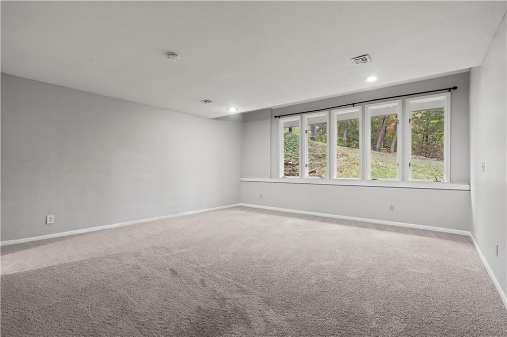 5880 CLARE Road — photo 31