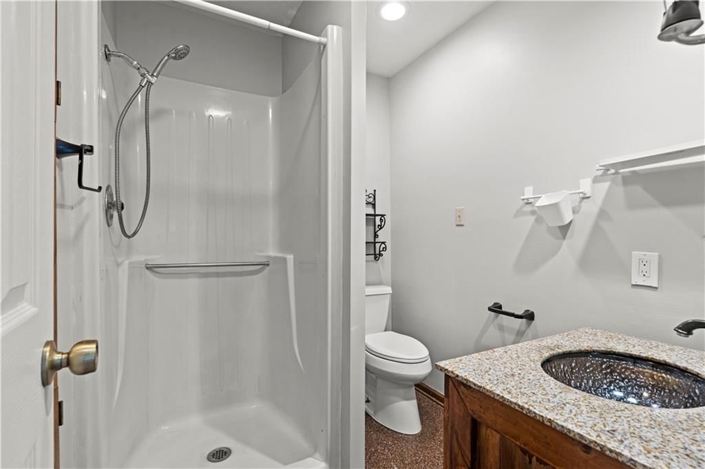 5880 CLARE Road — photo 35