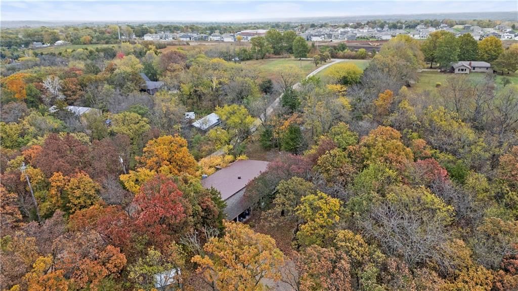 5880 CLARE Road — photo 42
