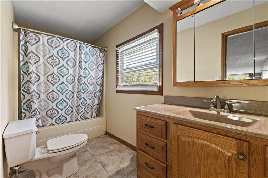 985 Harr-Grove Road — photo 14