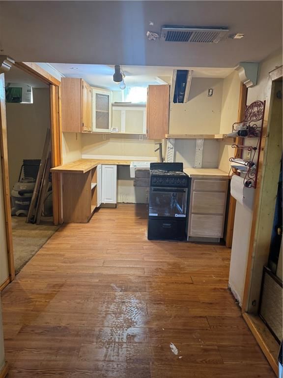 9311 E 9th Street — photo 5