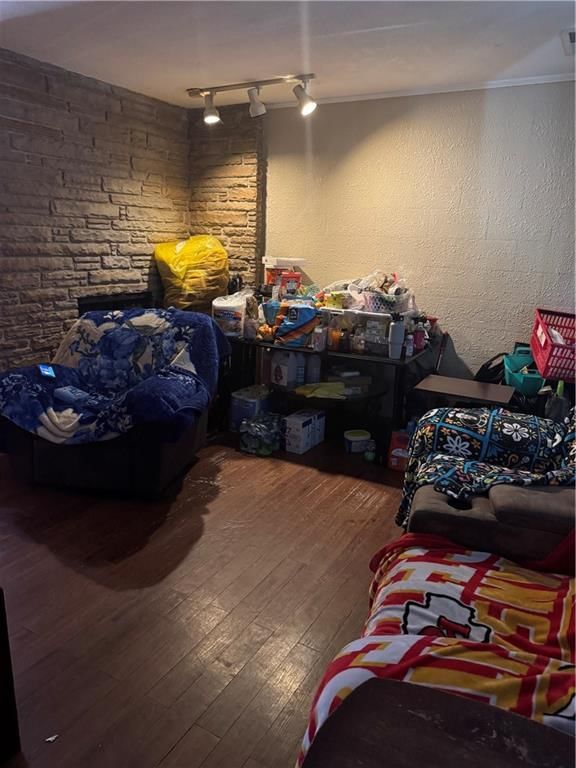 9311 E 9th Street — photo 11