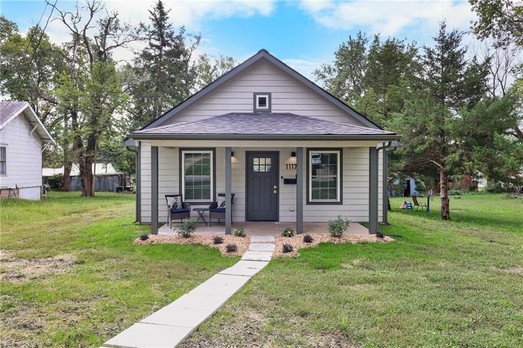 1117 Walnut Avenue — photo 2