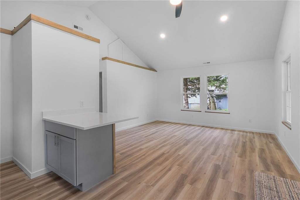 1117 Walnut Avenue — photo 17