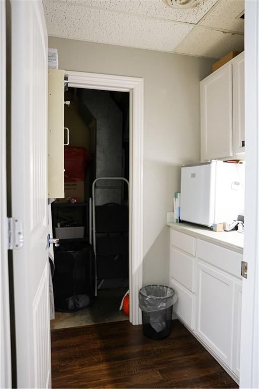 2401 S Tucker Street — photo 26