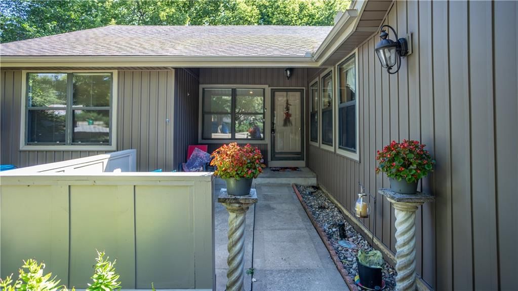 1216 Hampton Drive — photo 23