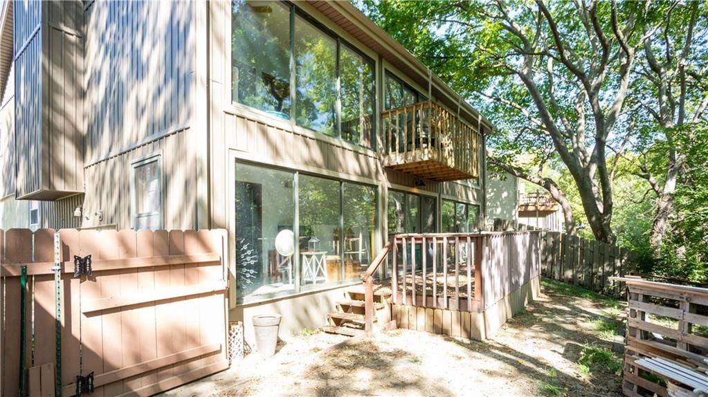 1216 Hampton Drive — photo 27
