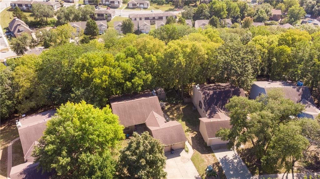 1216 Hampton Drive — photo 31