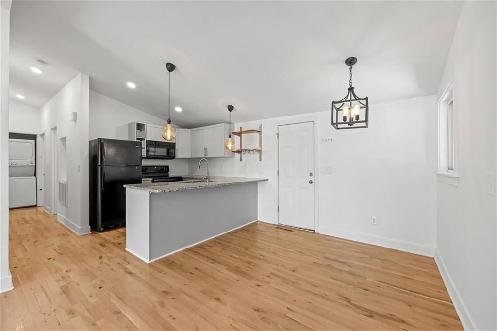 5705 N Woodland Avenue — photo 7