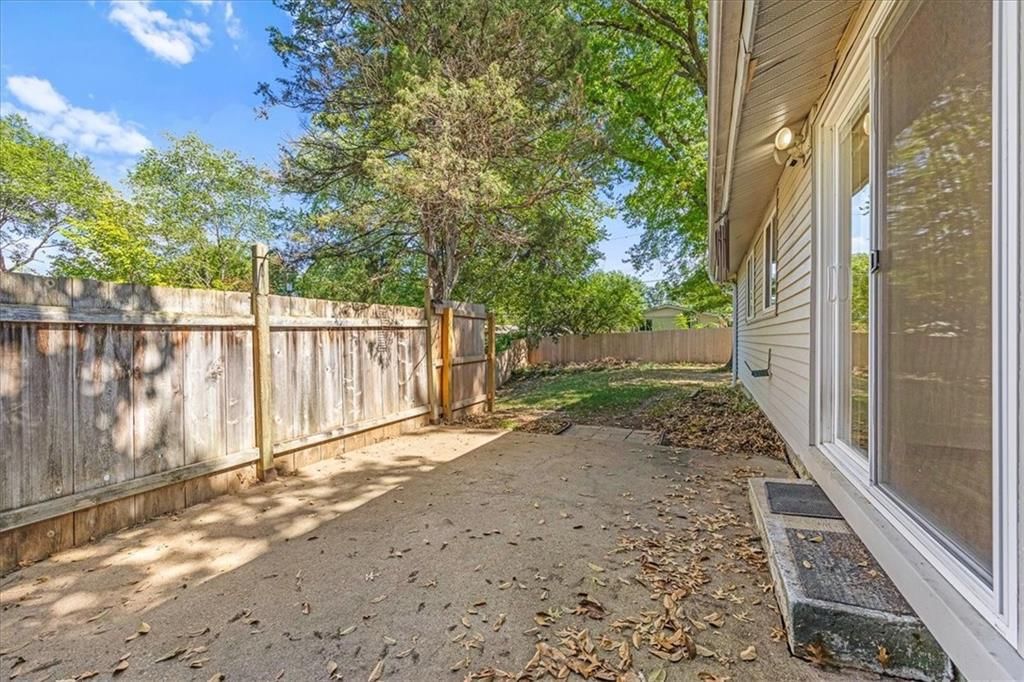 5705 N Woodland Avenue — photo 21