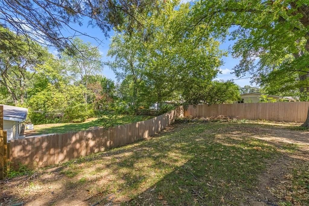 5705 N Woodland Avenue — photo 30
