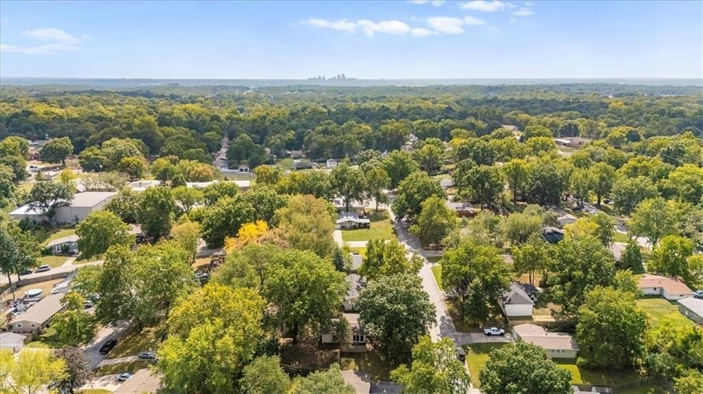 5705 N Woodland Avenue — photo 31