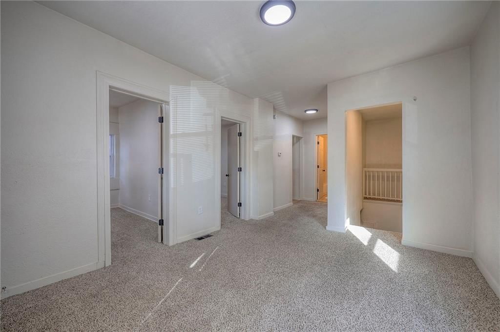 864 ORVILLE Avenue — photo 4