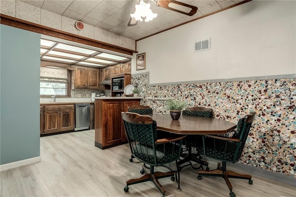 Photo 13 of 36 - 226 N 78th Street