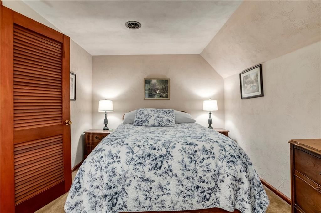 Photo 19 of 36 - 226 N 78th Street