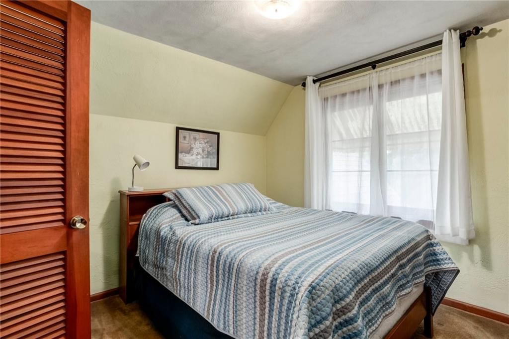 Photo 21 of 36 - 226 N 78th Street