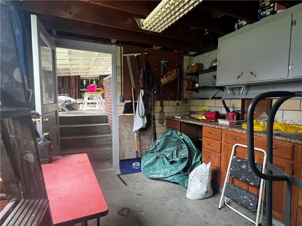 Photo 32 of 36 - 226 N 78th Street